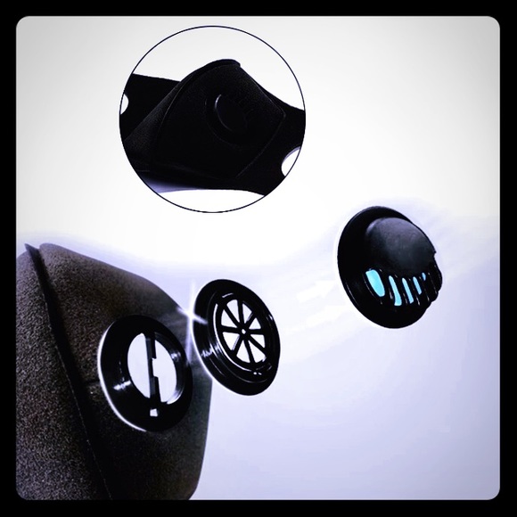 Two Face Masks 24 Multi-Use Cycles w/Air Valve - Picture 5 of 8